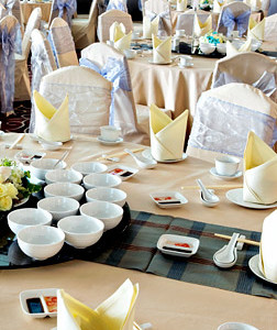 stol-weselny-dekoracja